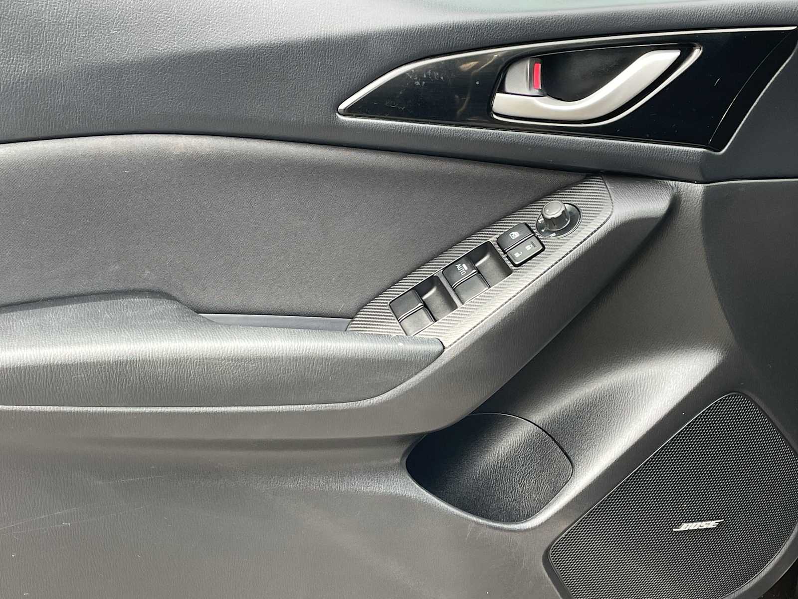 Thumbnail: 2016 Mazda Mazda3 - 12