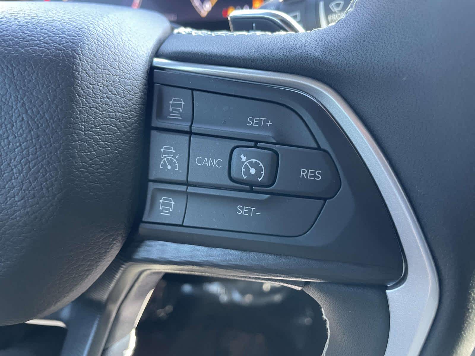 Thumbnail: 2024 Jeep Grand Cherokee - 13