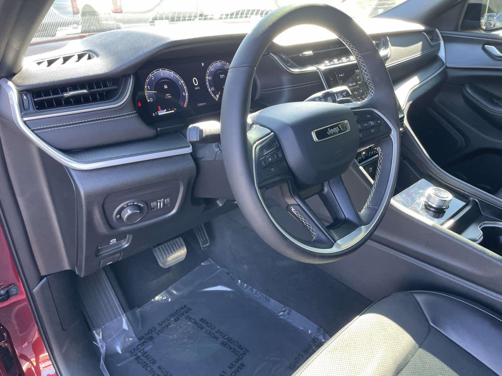 Thumbnail: 2024 Jeep Grand Cherokee - 18