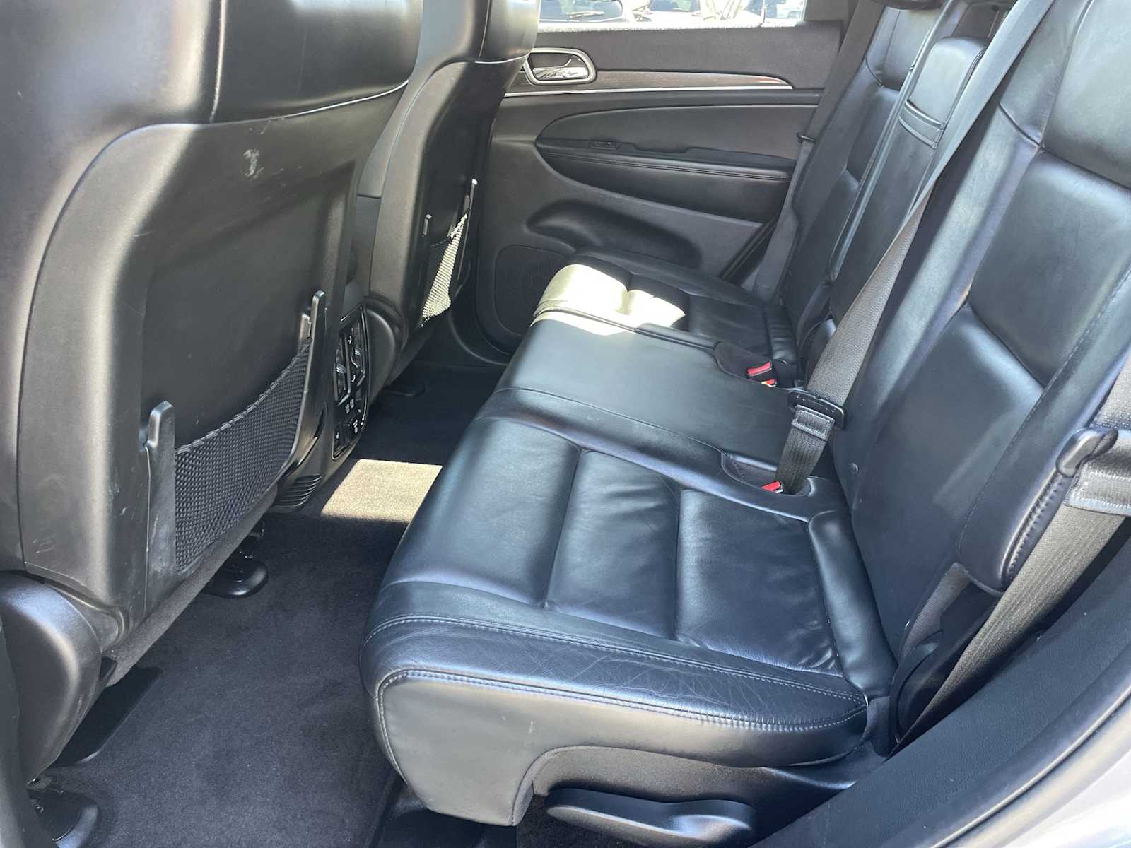 Thumbnail: 2018 Jeep Grand Cherokee - 9