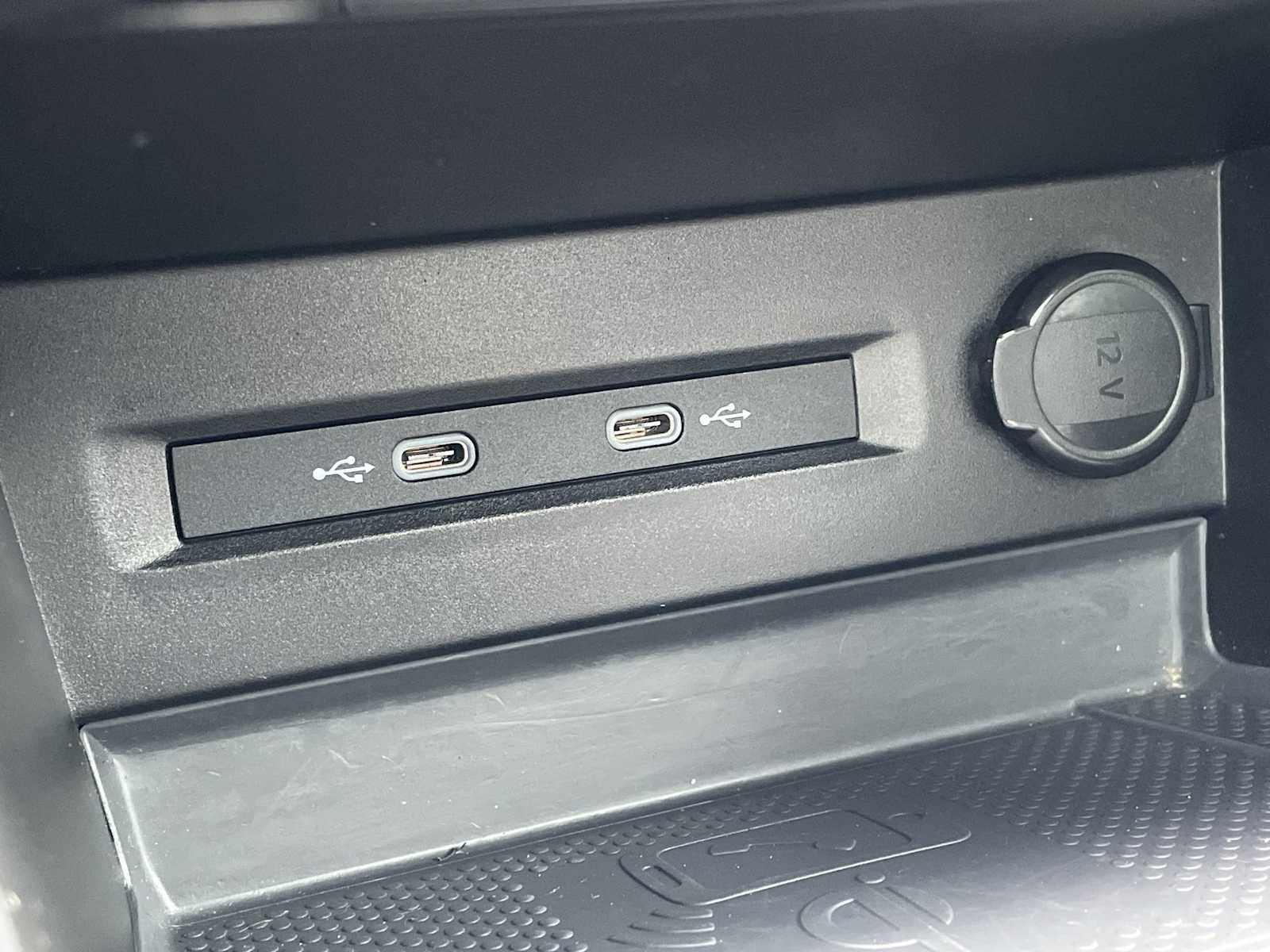 Thumbnail: 2022 Volkswagen Taos - 24