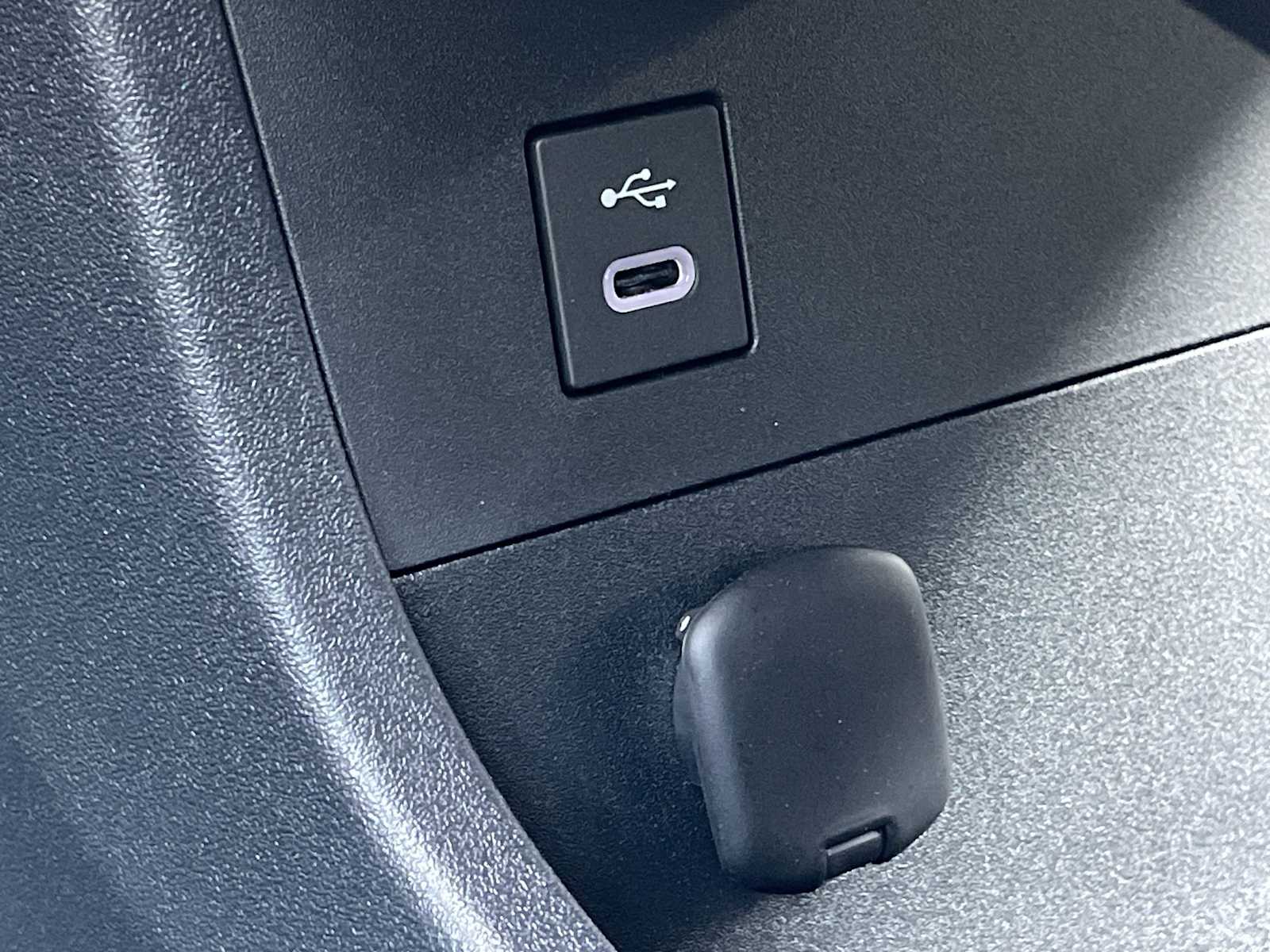 Thumbnail: 2026 Subaru Solterra - 19