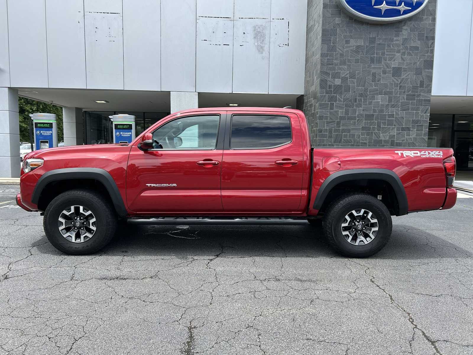 Thumbnail: 2019 Toyota Tacoma - 2