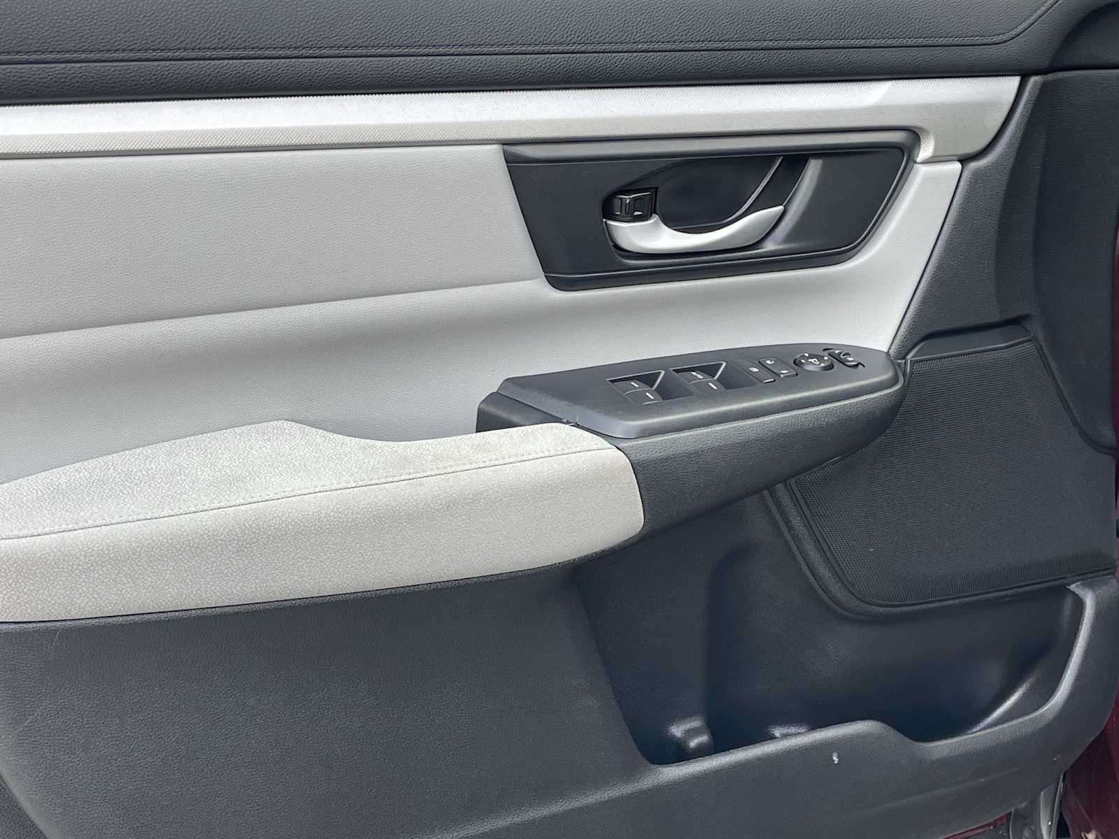 Thumbnail: 2018 Honda CR-V - 11