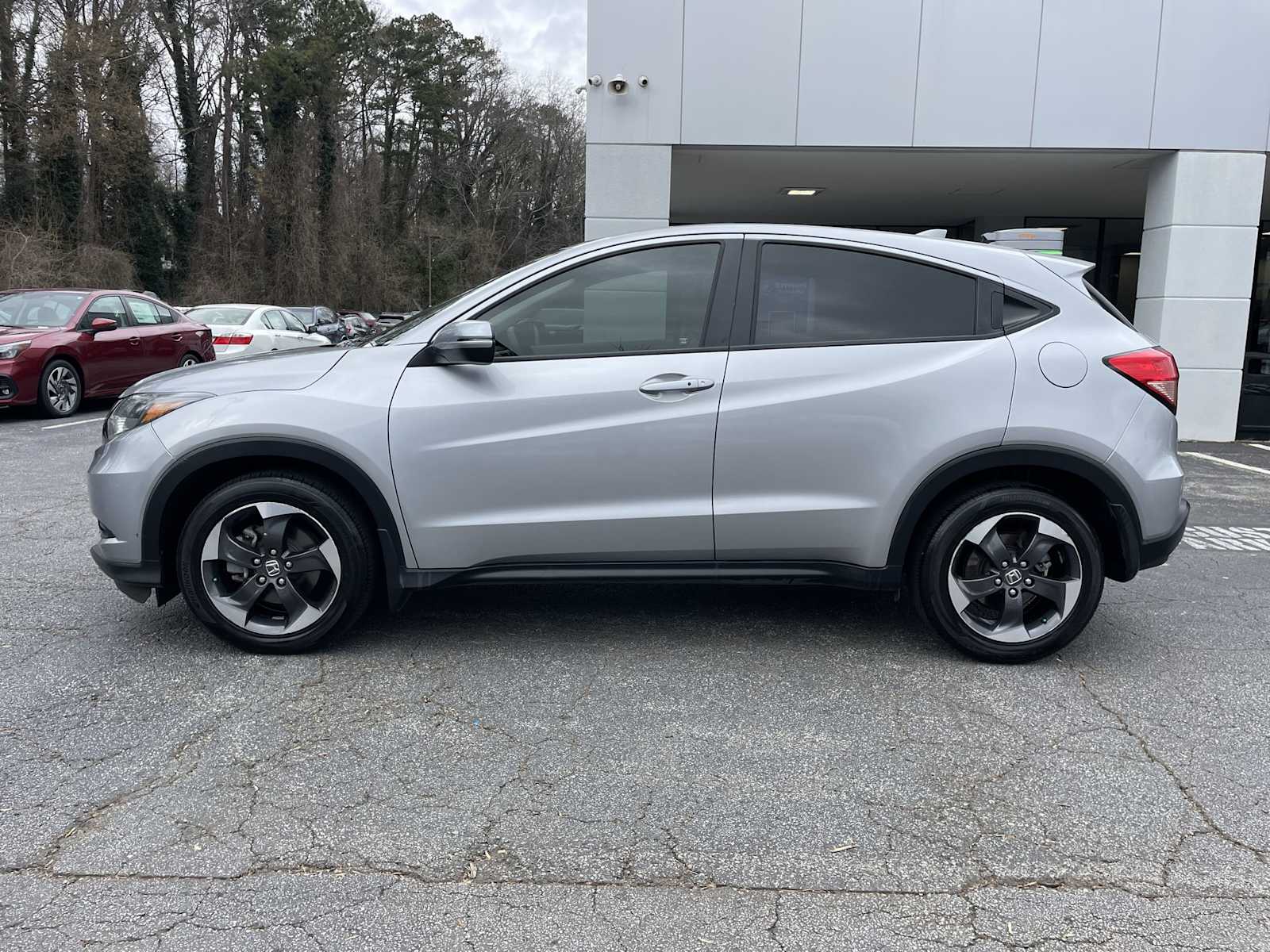 Thumbnail: 2018 Honda HR-V - 19