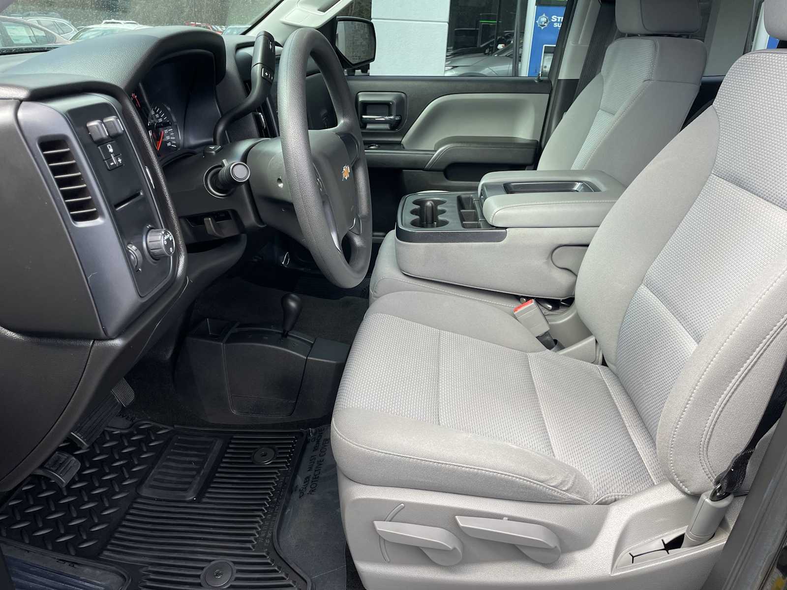 Thumbnail: 2018 Chevrolet Silverado 1500 - 10