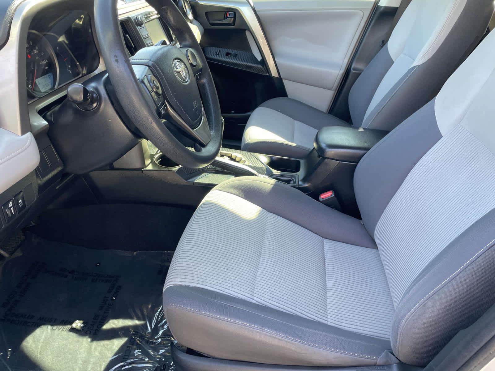 Thumbnail: 2013 Toyota RAV4 - 15