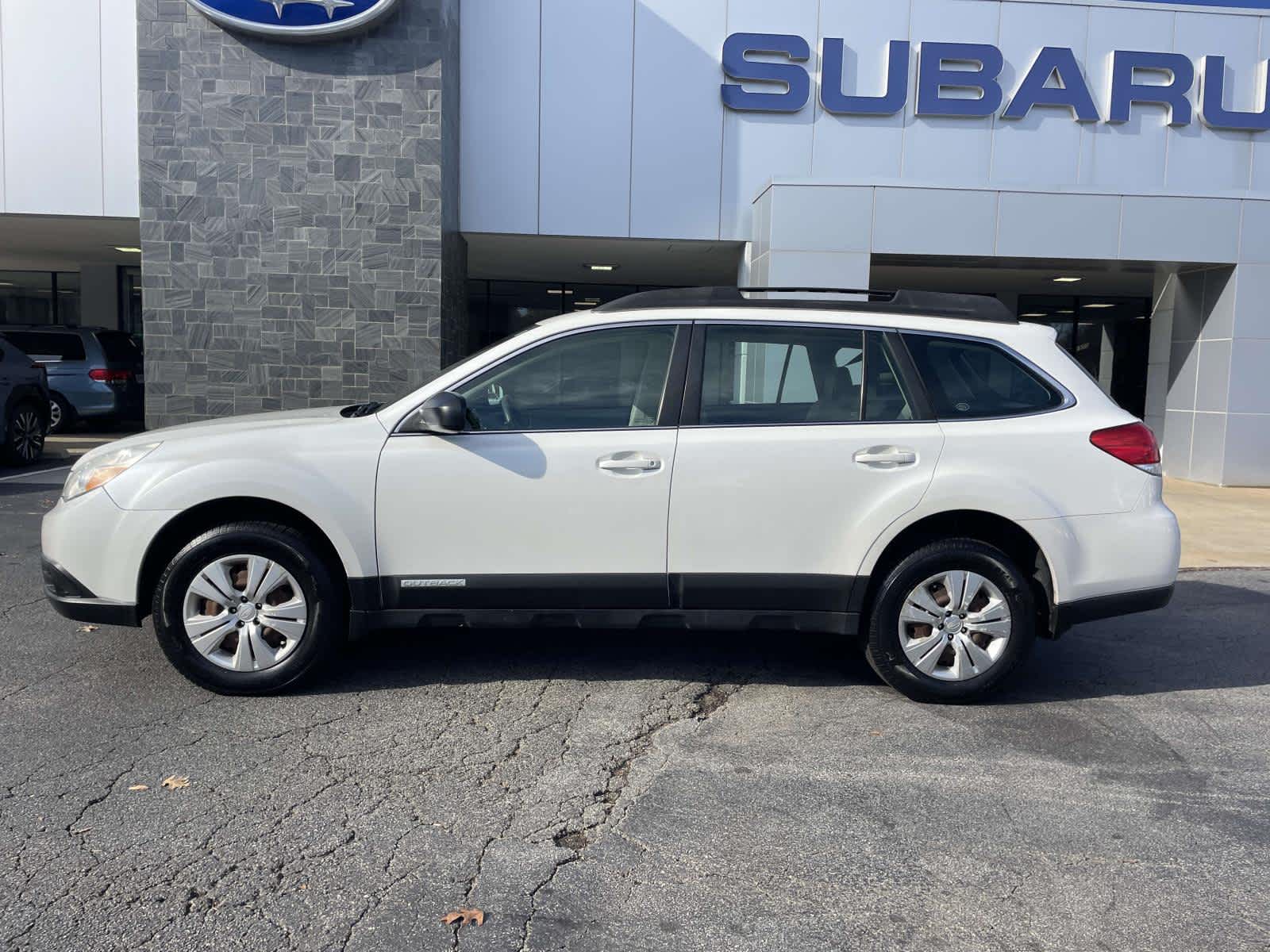Thumbnail: 2011 Subaru Outback - 2