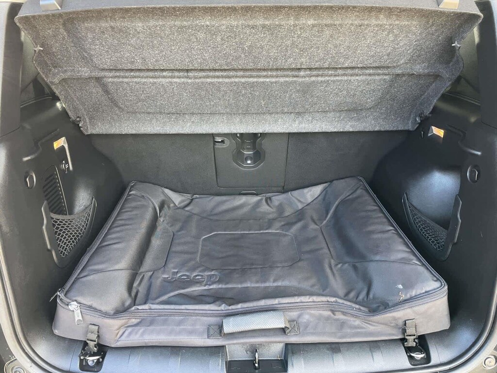 Used 2016 Jeep Renegade Trailhawk SUV