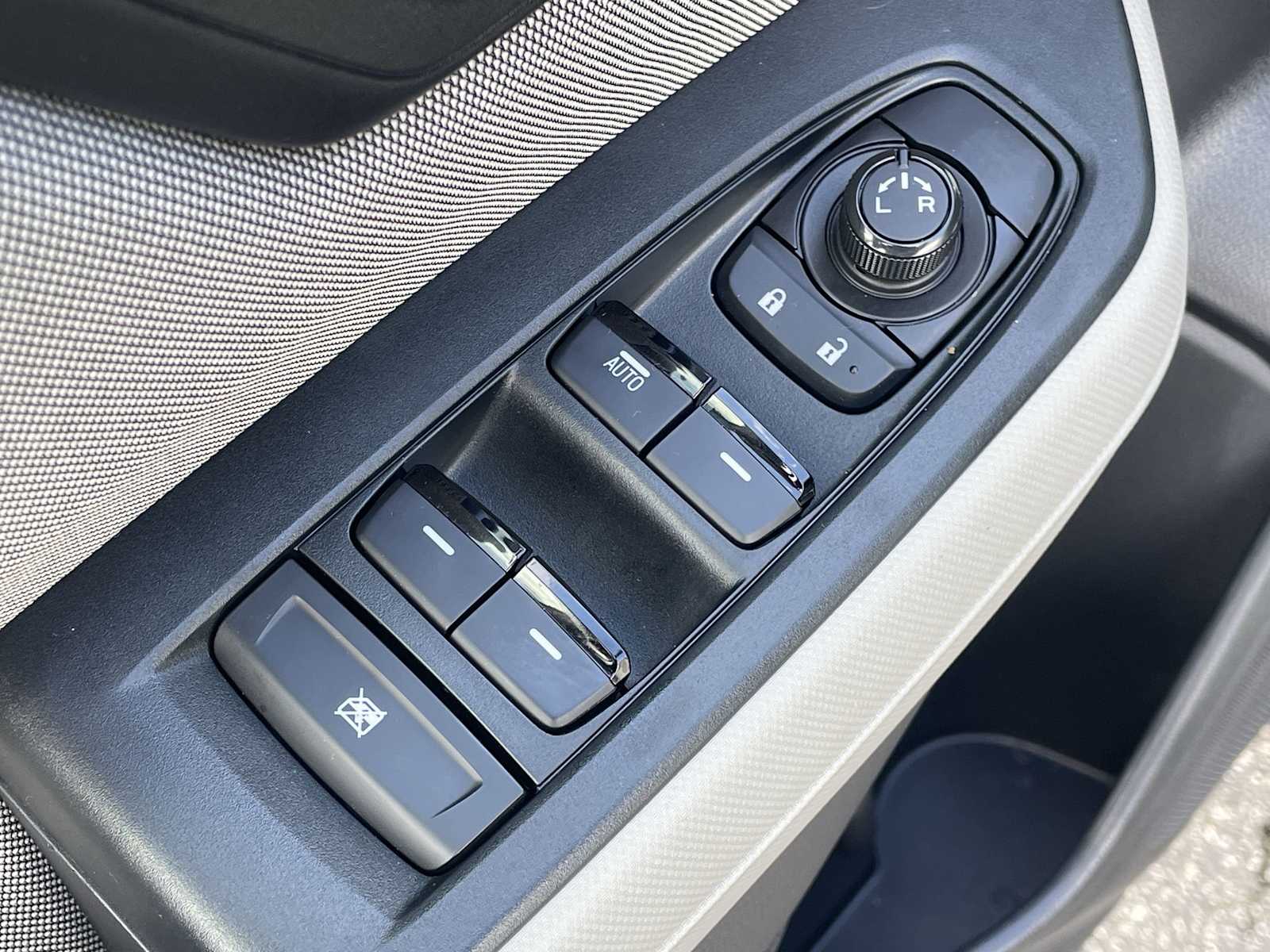 Thumbnail: 2025 Subaru Forester - 12