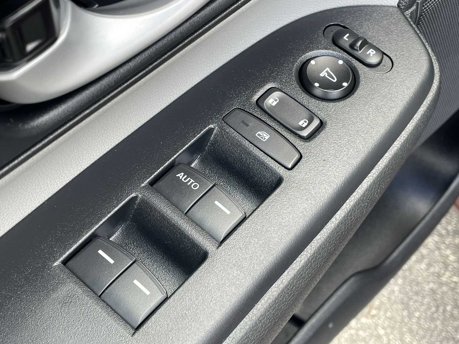 Thumbnail: 2018 Honda CR-V - 12