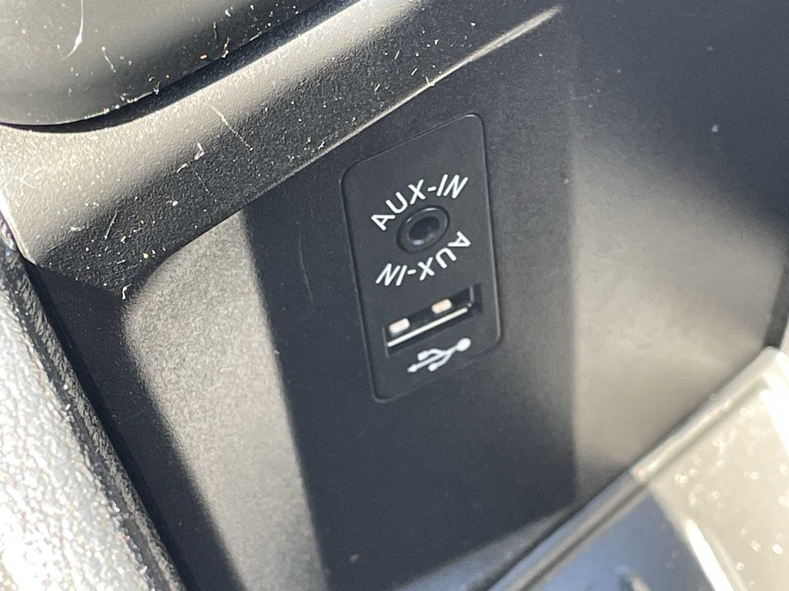 Thumbnail: 2017 BMW X1 - 24