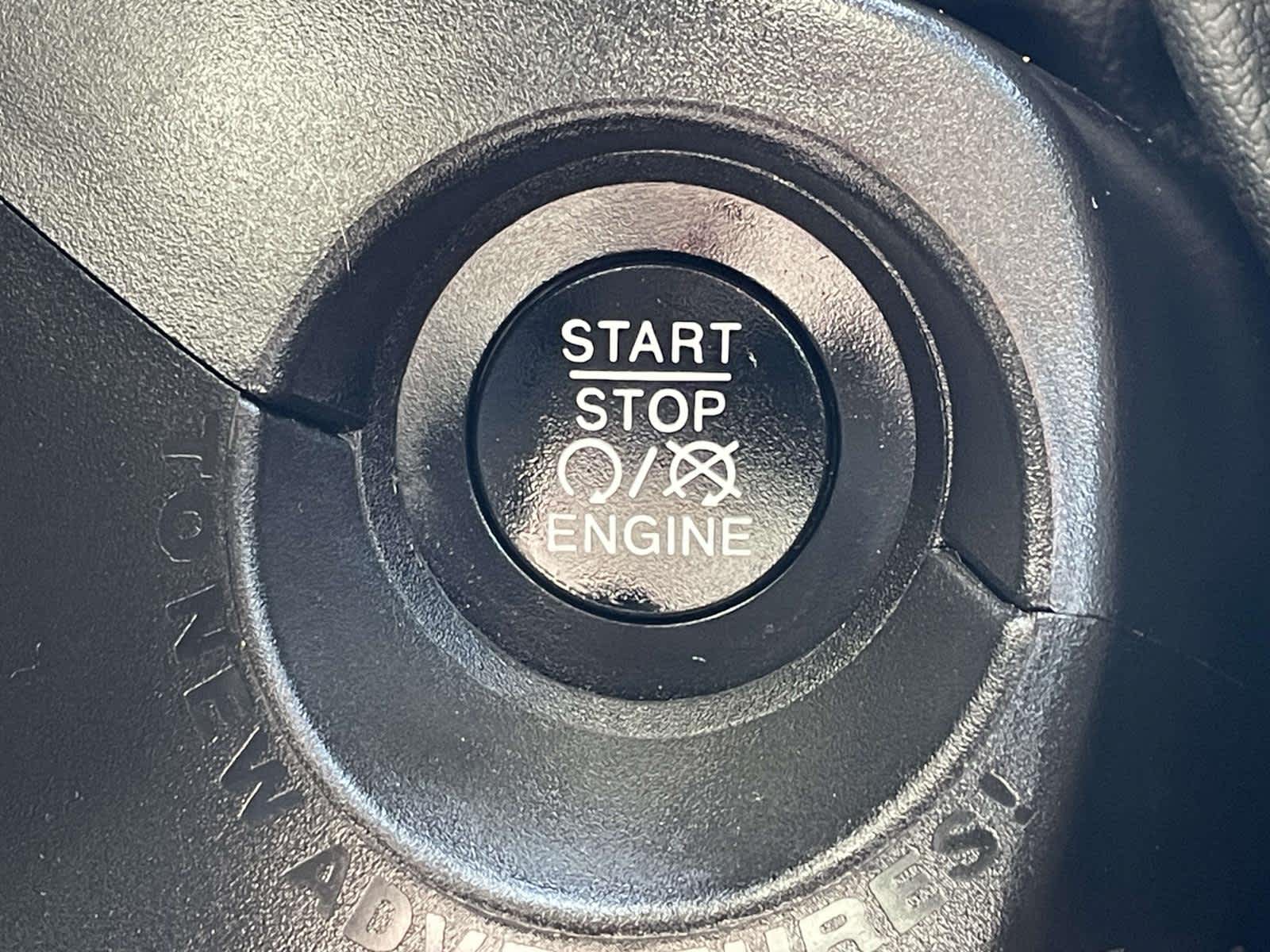 Thumbnail: 2018 Jeep Renegade - 25