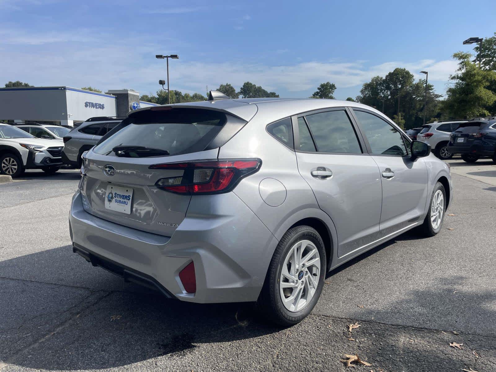 Thumbnail: 2025 Subaru Impreza - 3