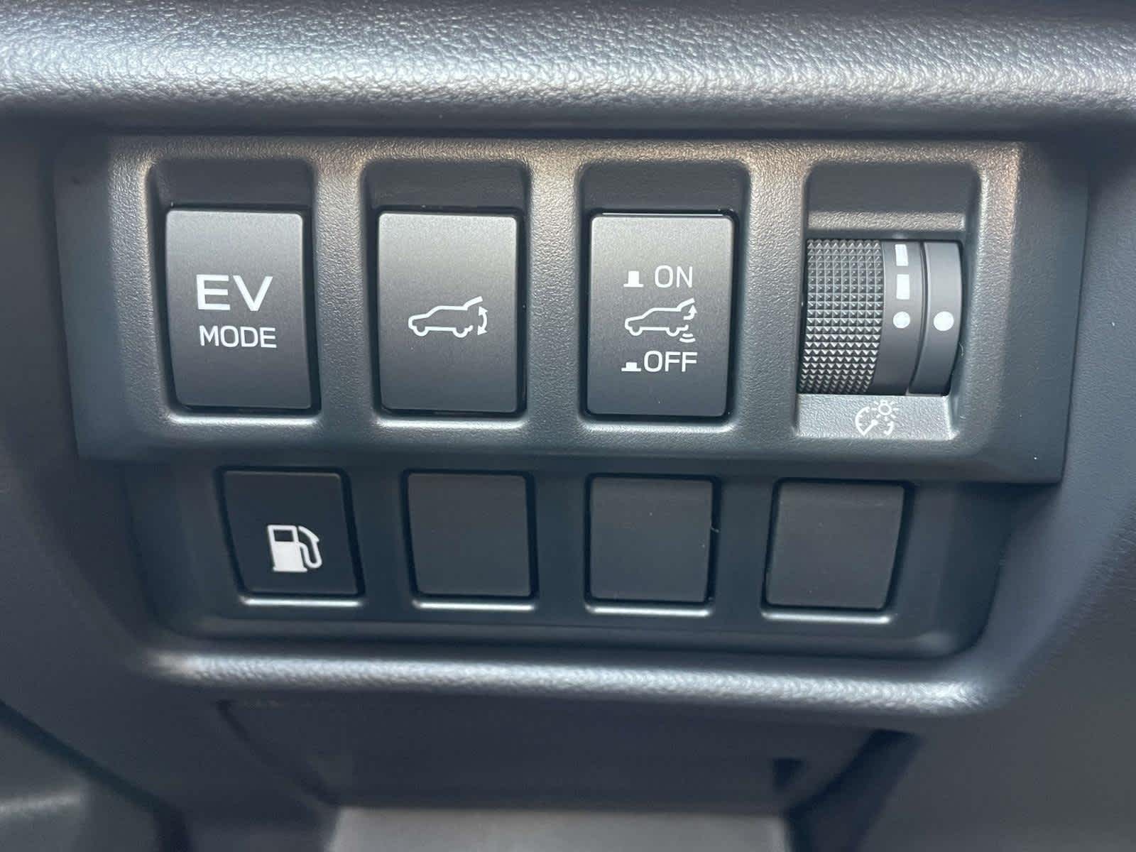 Thumbnail: 2025 Subaru Forester - 13