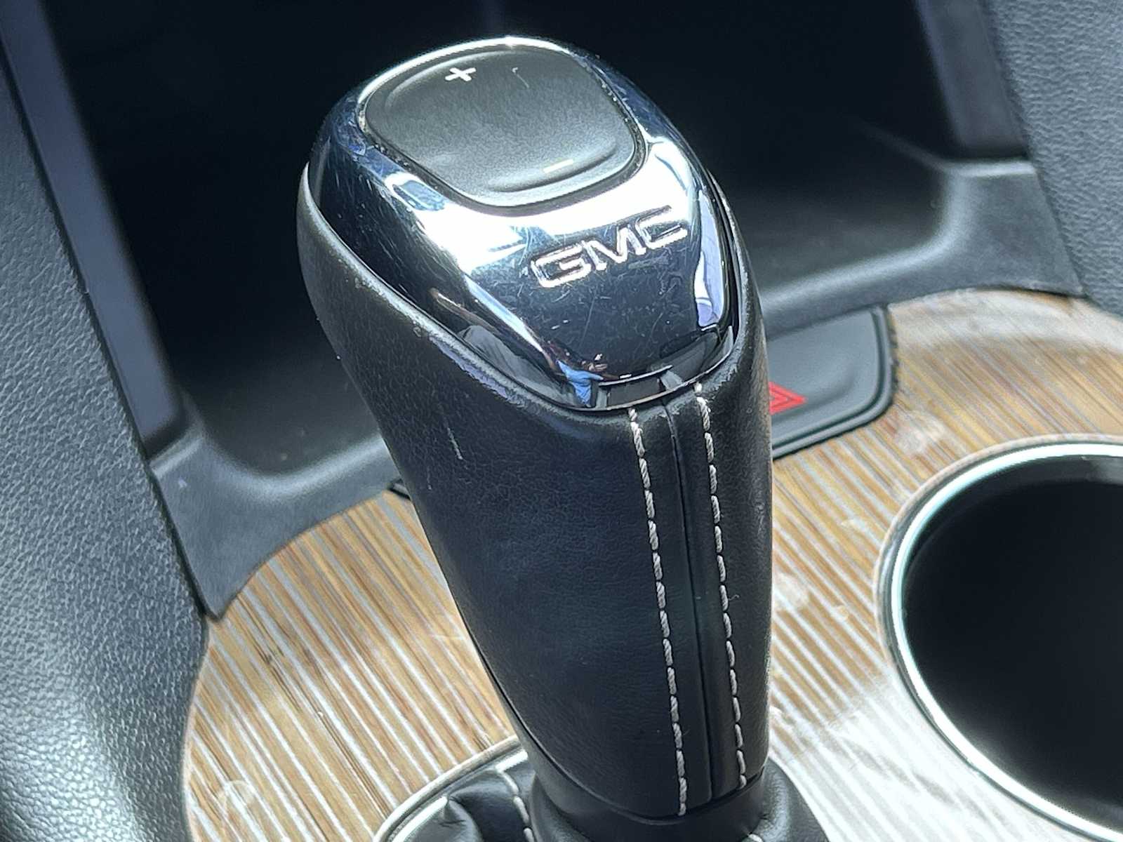 Thumbnail: 2019 GMC Acadia - 20
