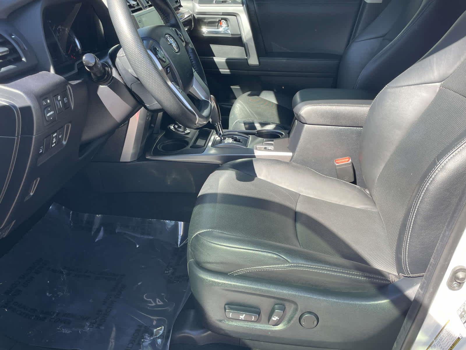 Thumbnail: 2023 Toyota 4Runner - 17