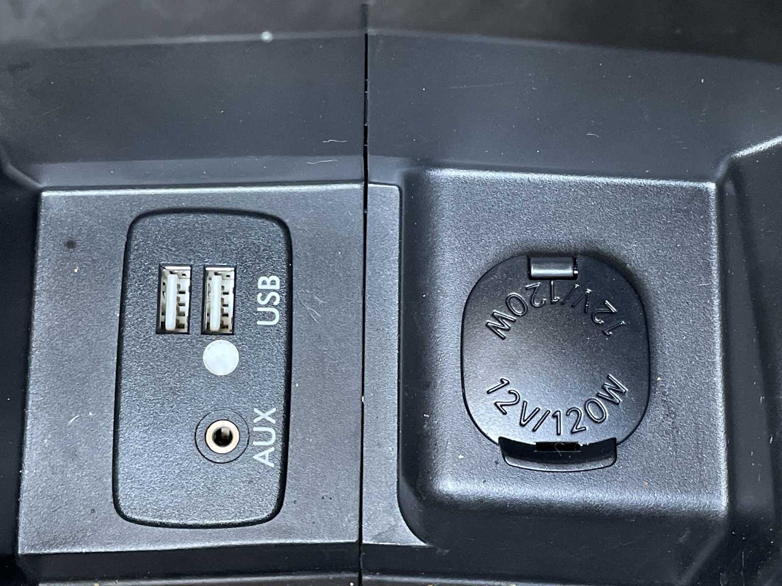 Thumbnail: 2015 Subaru XV Crosstrek - 23