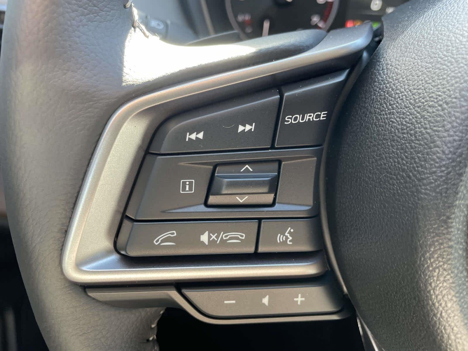 Thumbnail: 2025 Subaru Legacy - 16