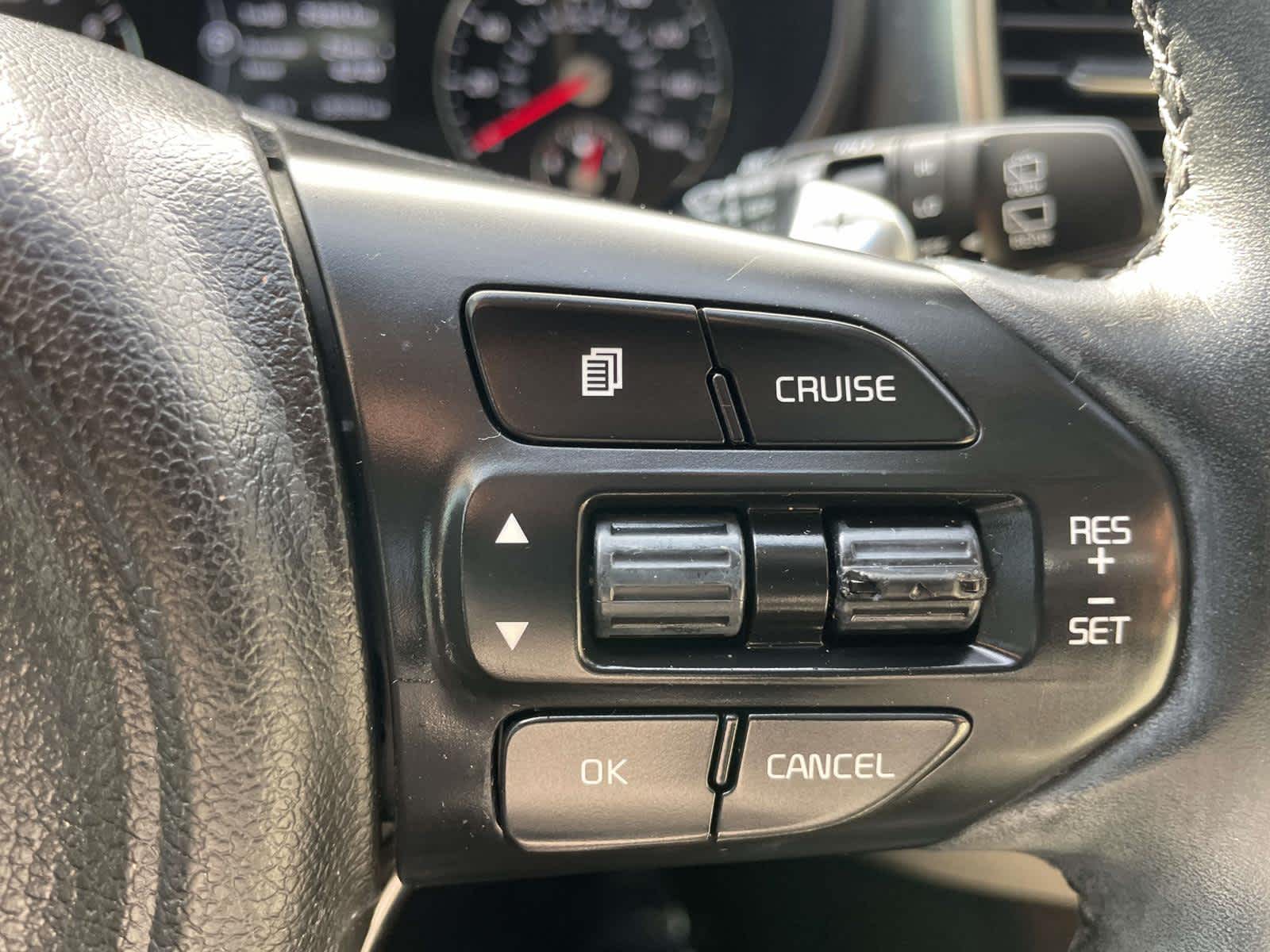 Thumbnail: 2017 Kia Sorento - 17