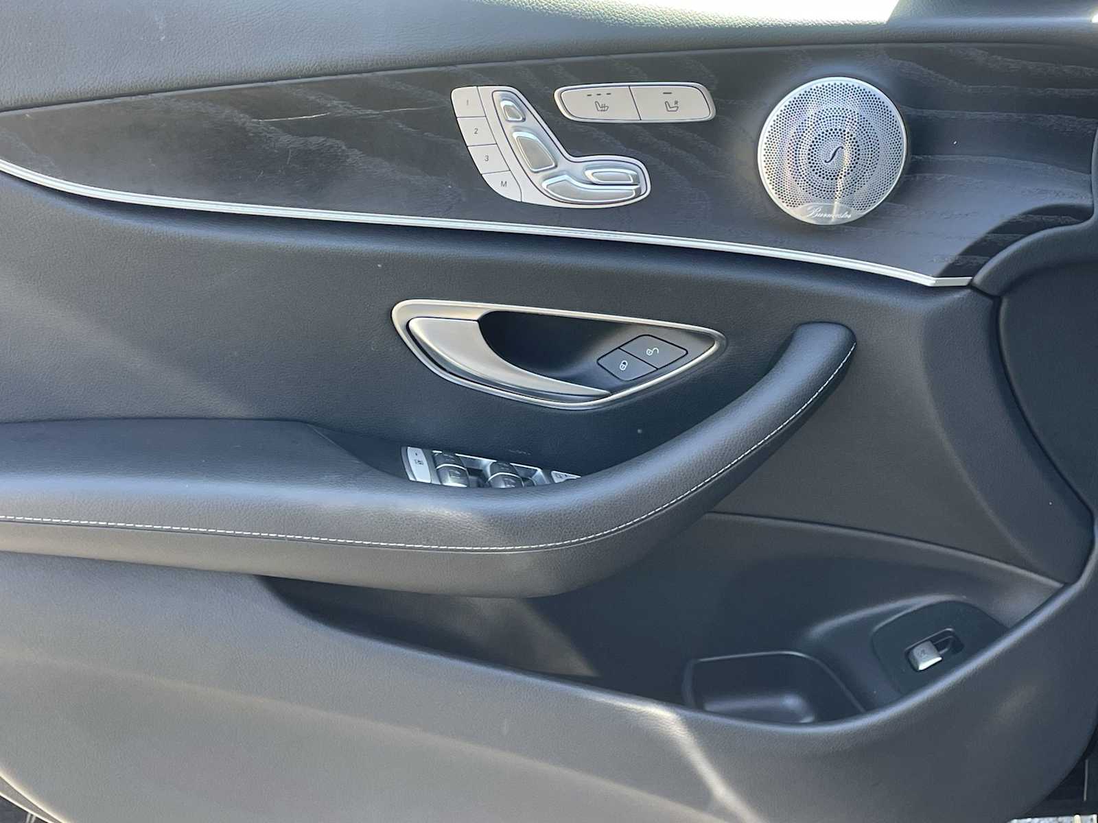 Thumbnail: 2020 Mercedes-Benz E-Class - 12