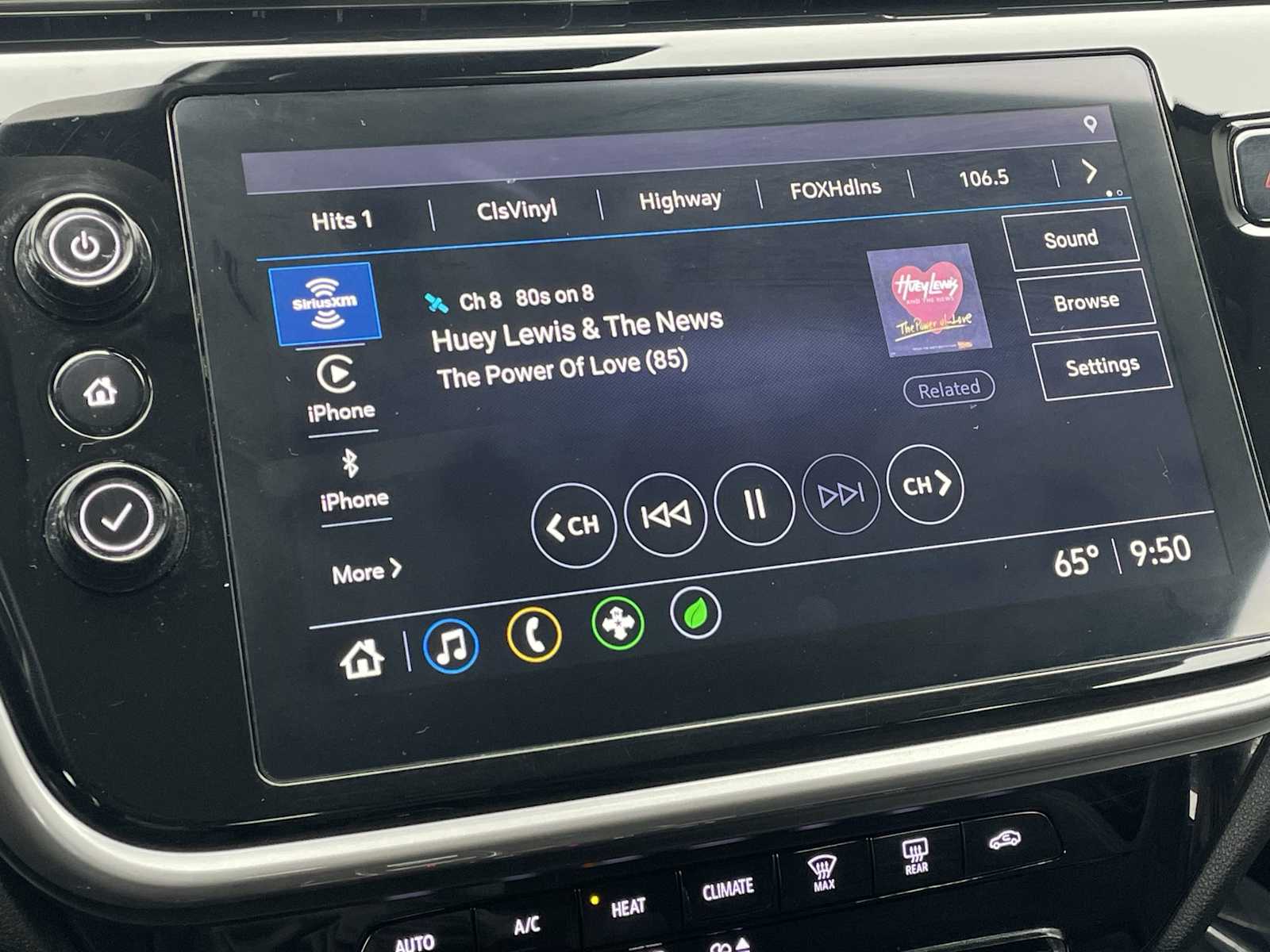 Thumbnail: 2022 Chevrolet Bolt EUV - 18