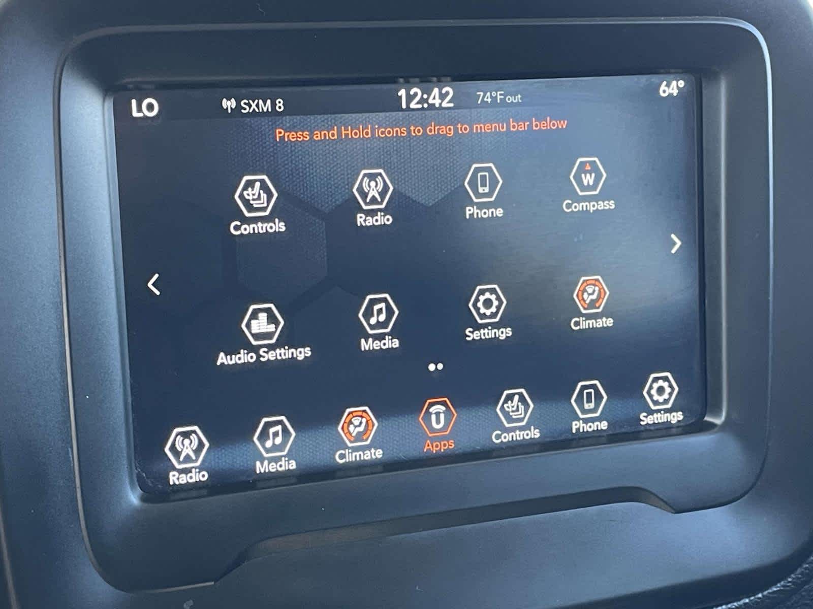 Thumbnail: 2018 Jeep Renegade - 20