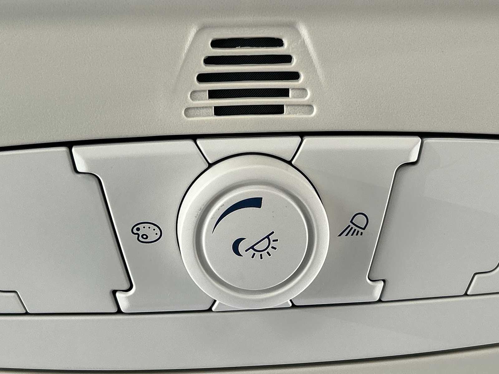 Thumbnail: 2013 Ford C-Max - 22