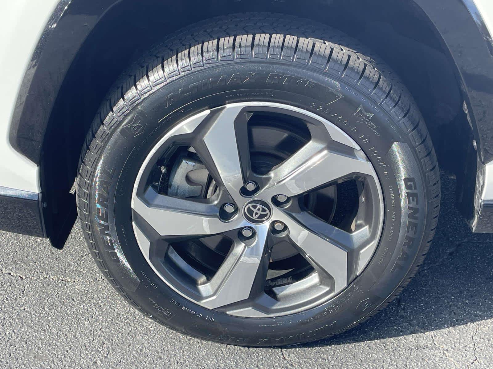 Thumbnail: 2023 Toyota RAV4 - 9