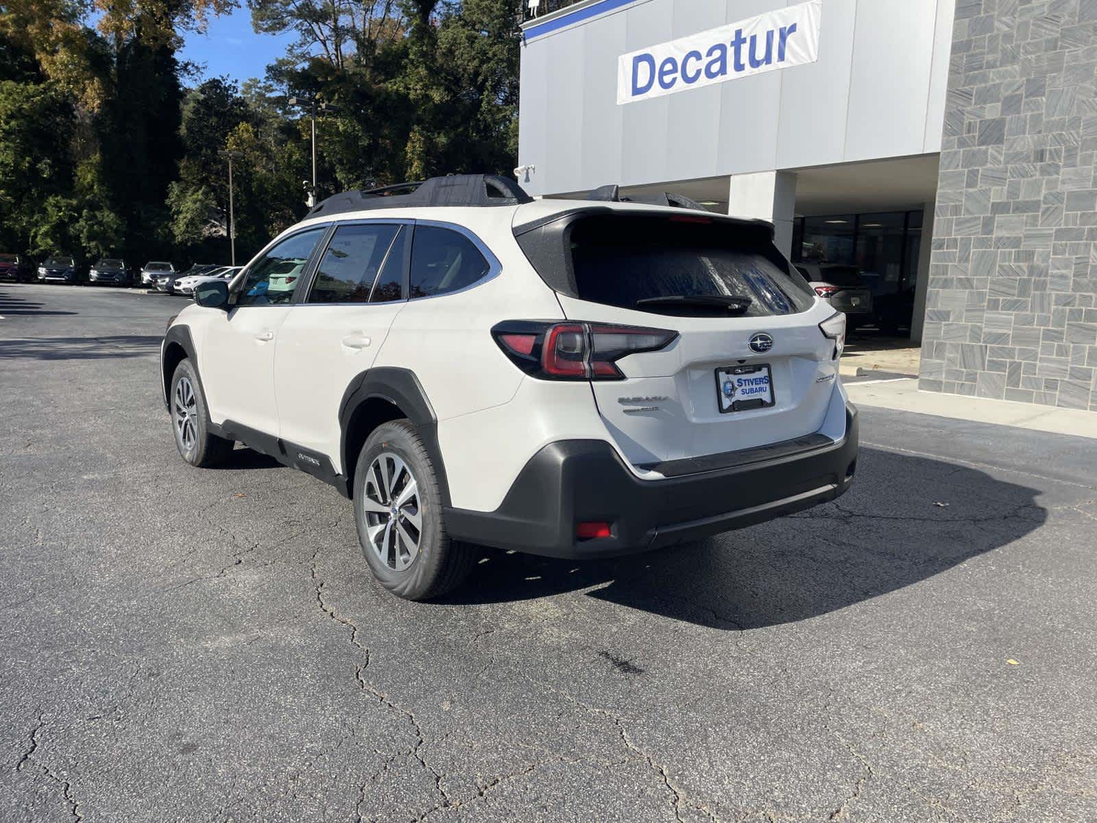 Thumbnail: 2025 Subaru Outback - 4