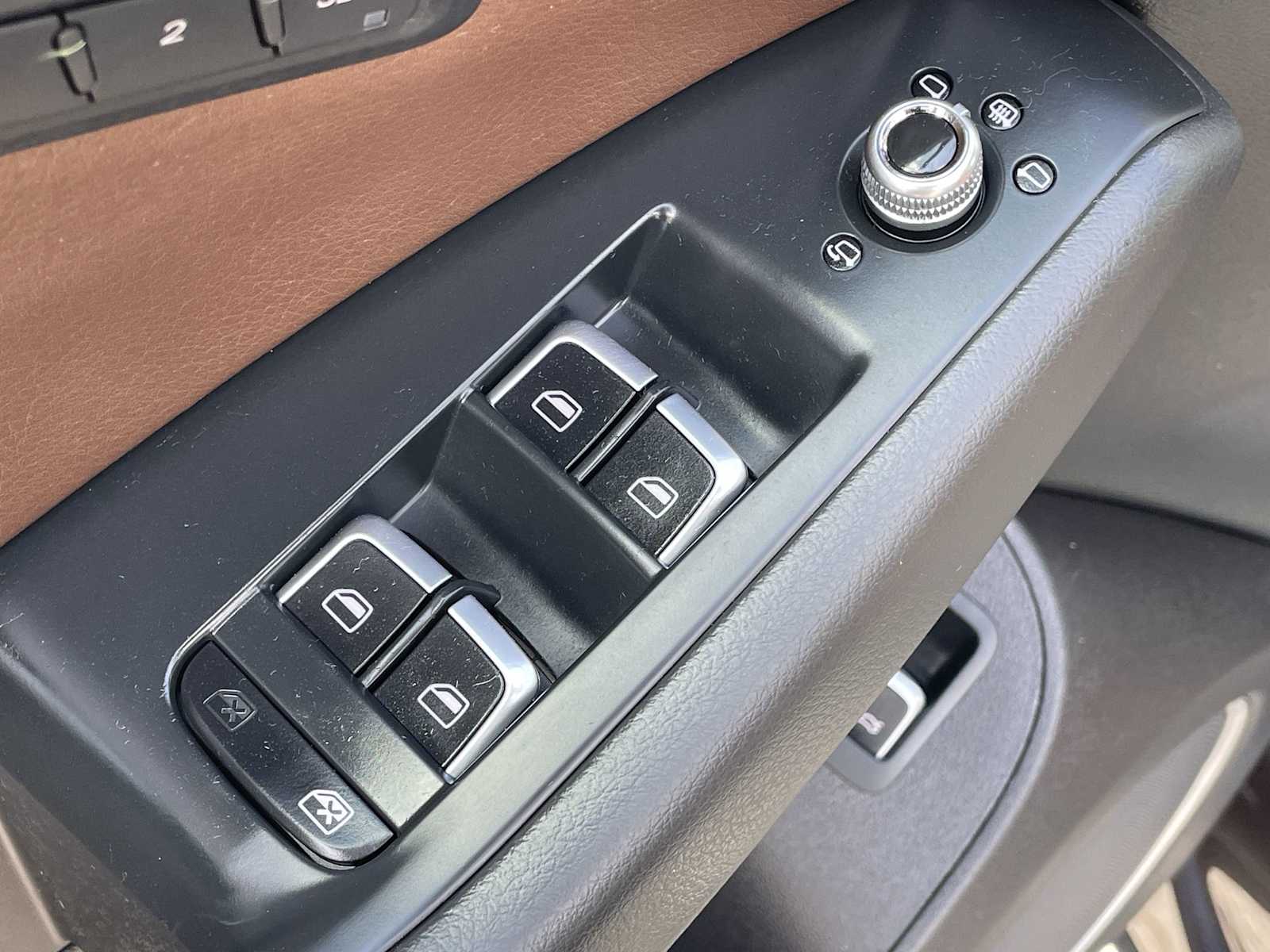 Thumbnail: 2016 Audi Q5 - 14