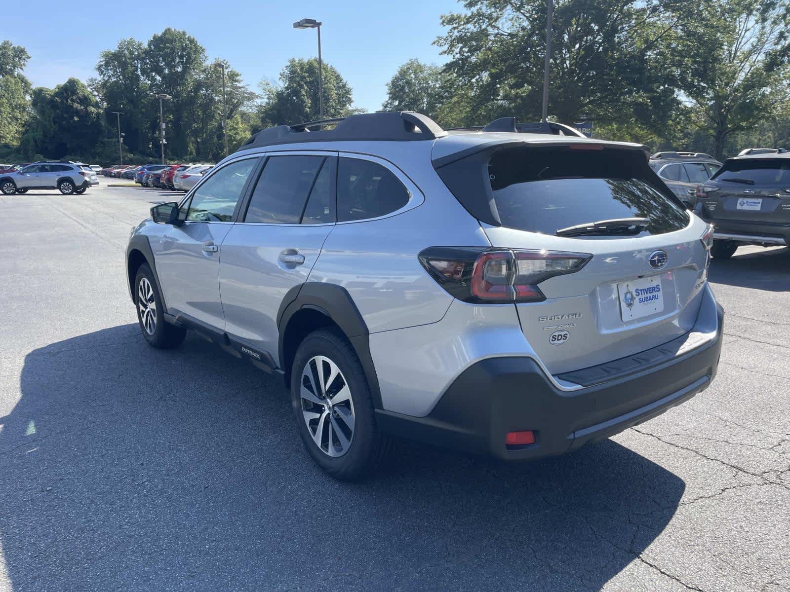 Thumbnail: 2025 Subaru Outback - 5