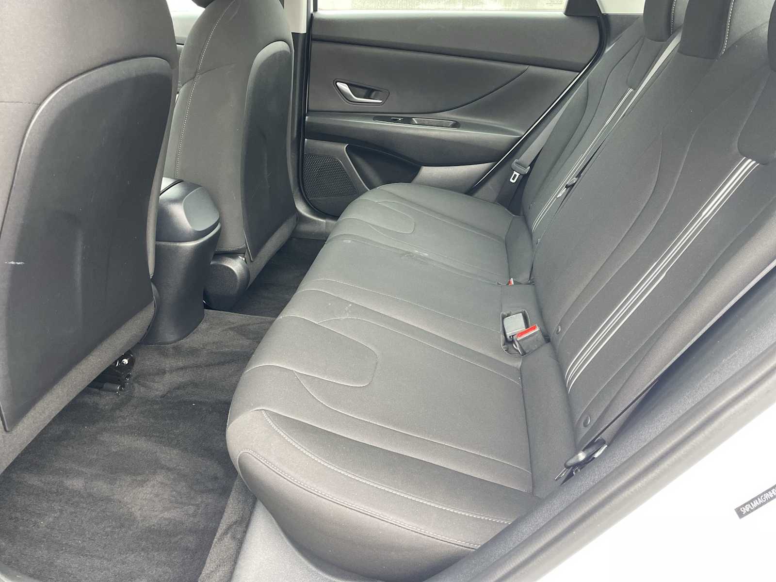 Thumbnail: 2022 Hyundai Elantra - 9