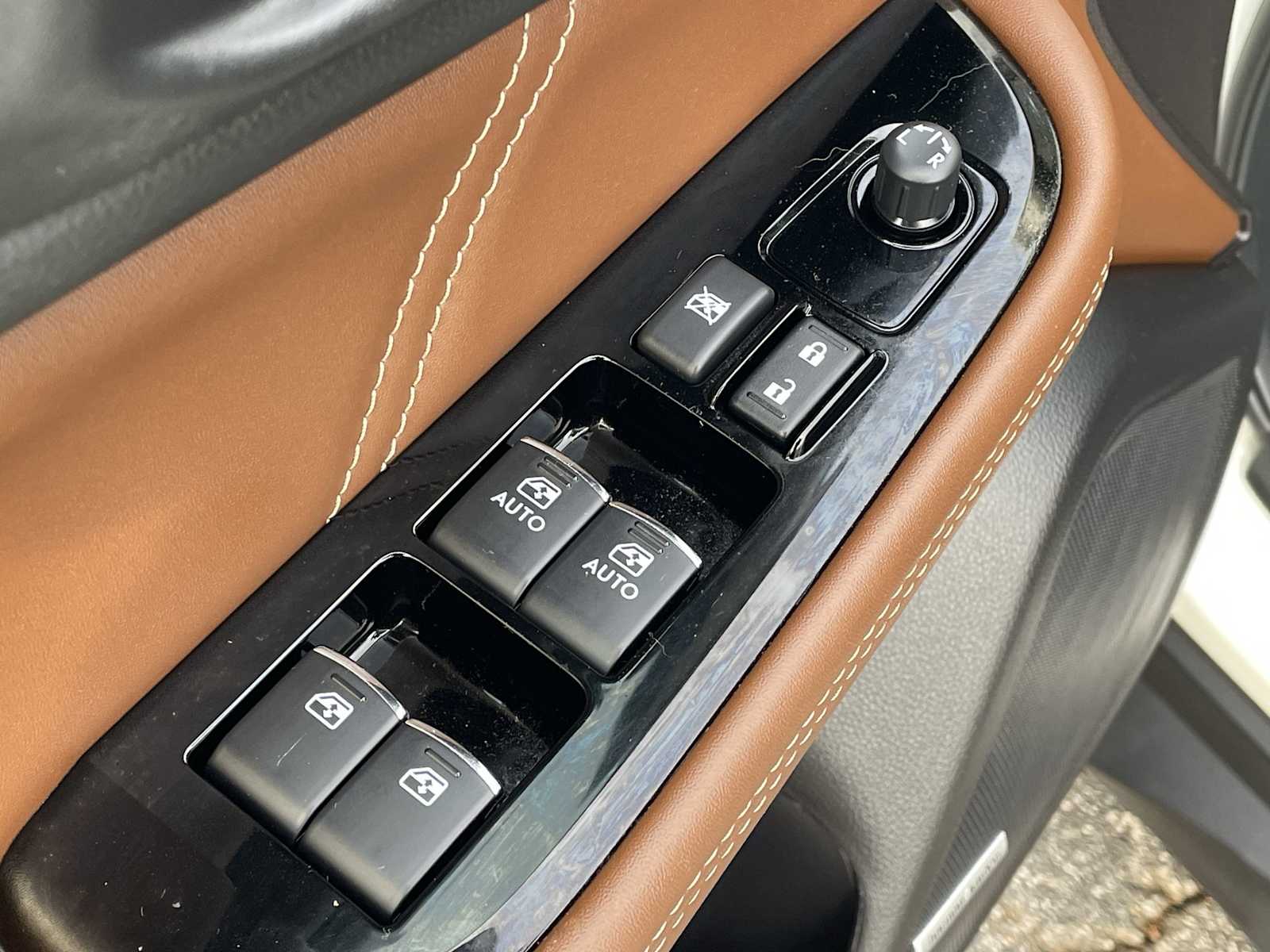 Thumbnail: 2017 Subaru Outback - 13