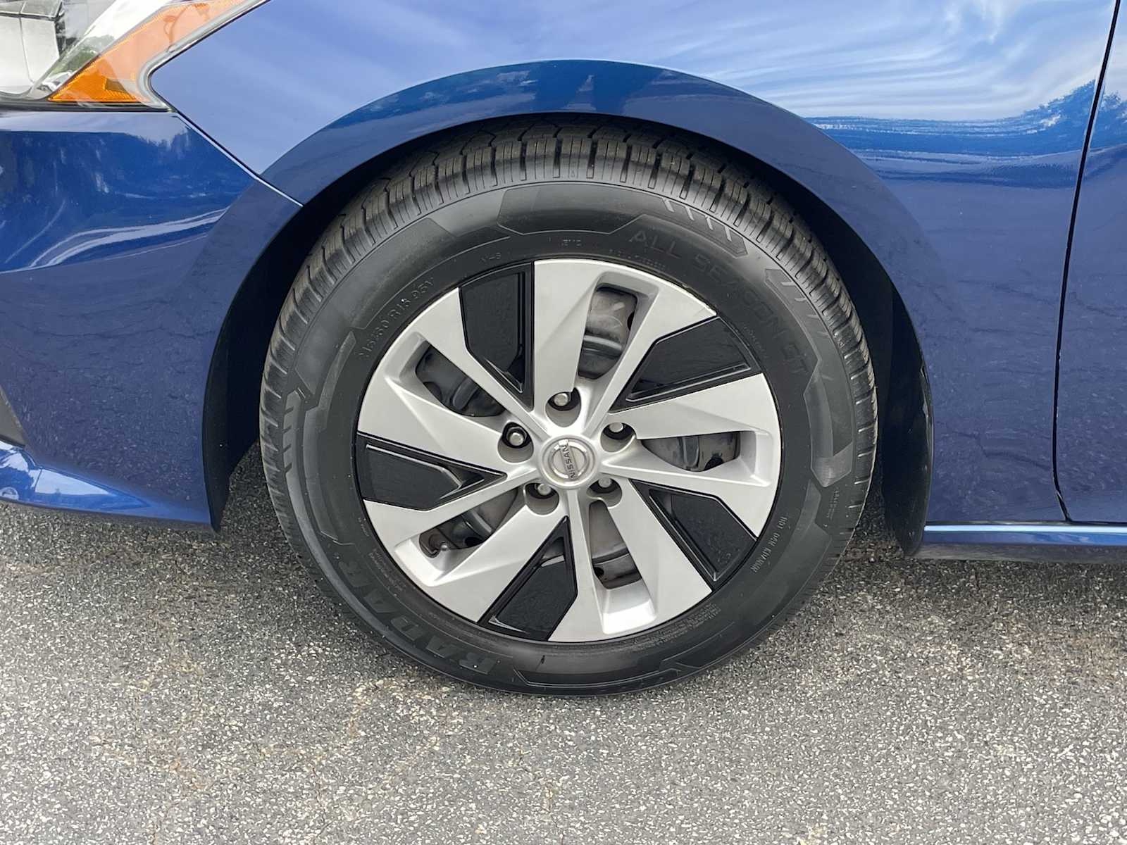 Thumbnail: 2020 Nissan Altima - 7