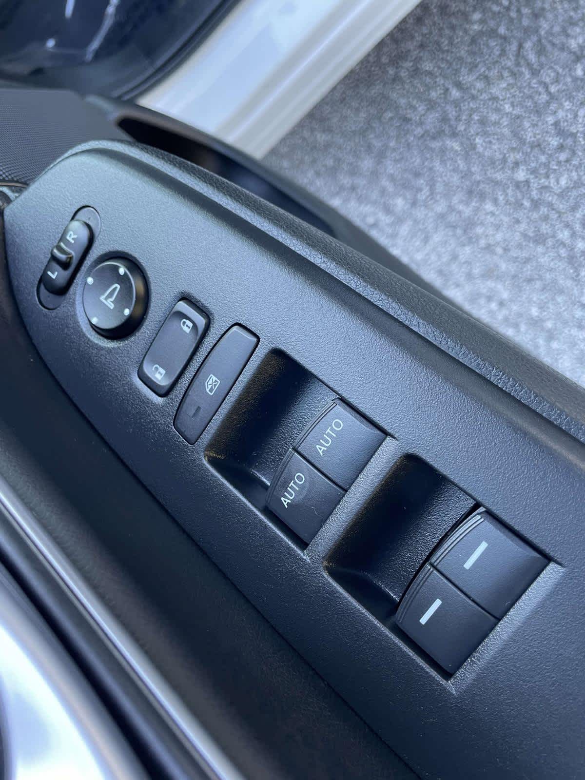 Thumbnail: 2020 Honda CR-V - 16