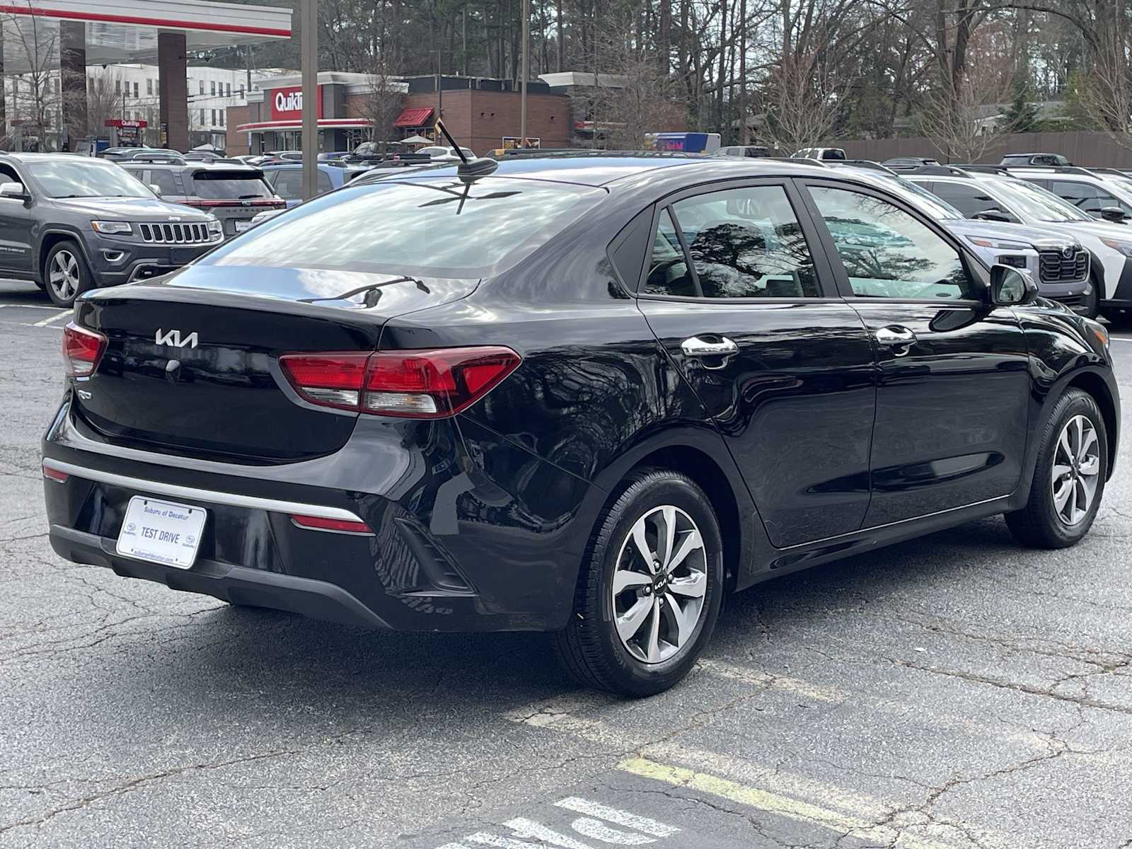 Thumbnail: 2023 Kia Rio - 4