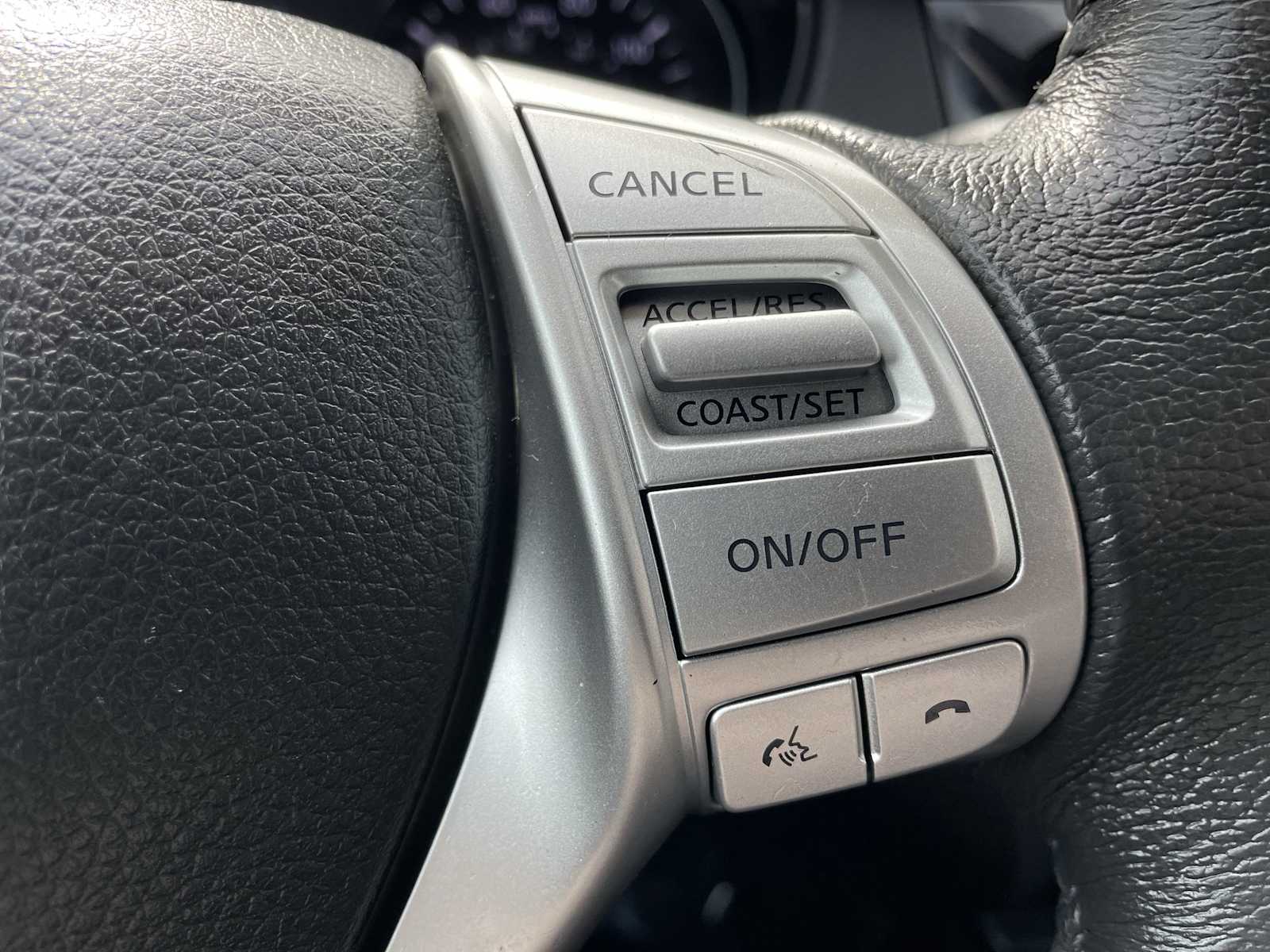 Thumbnail: 2016 Nissan Rogue - 15