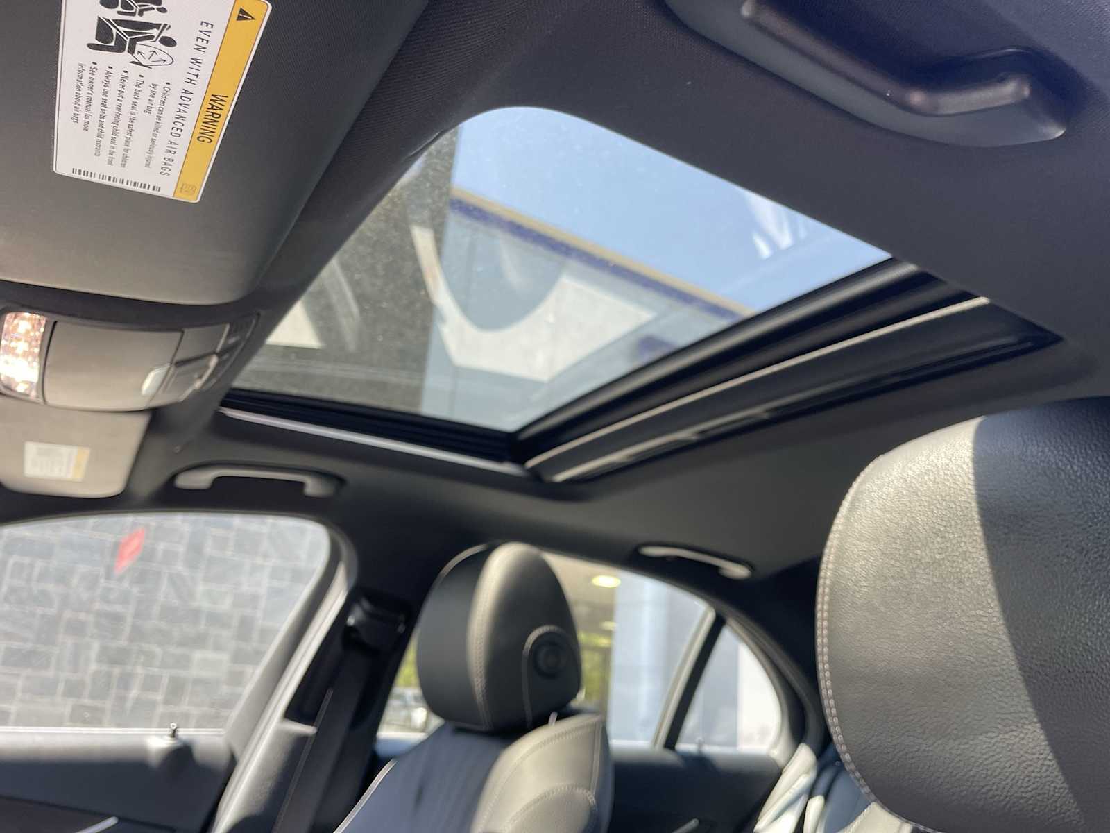 Thumbnail: 2020 Mercedes-Benz E-Class - 11