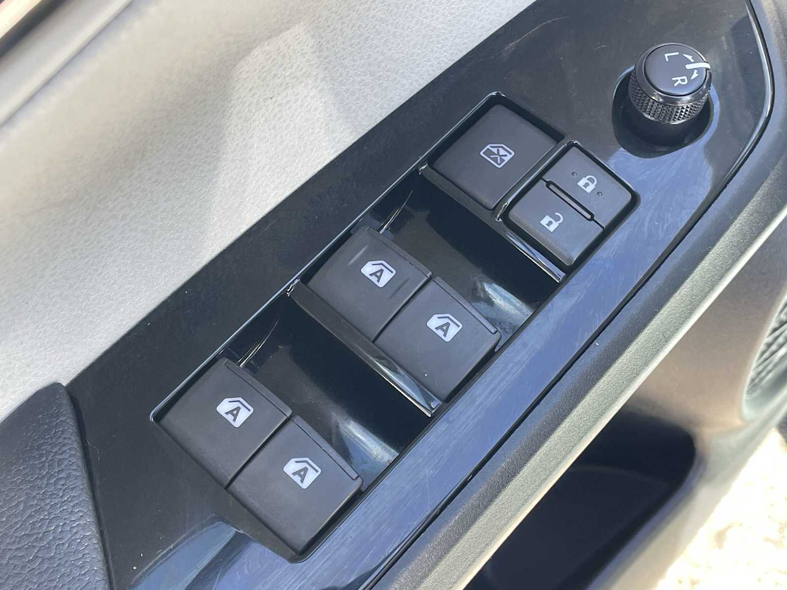 Thumbnail: 2016 Toyota Prius - 12