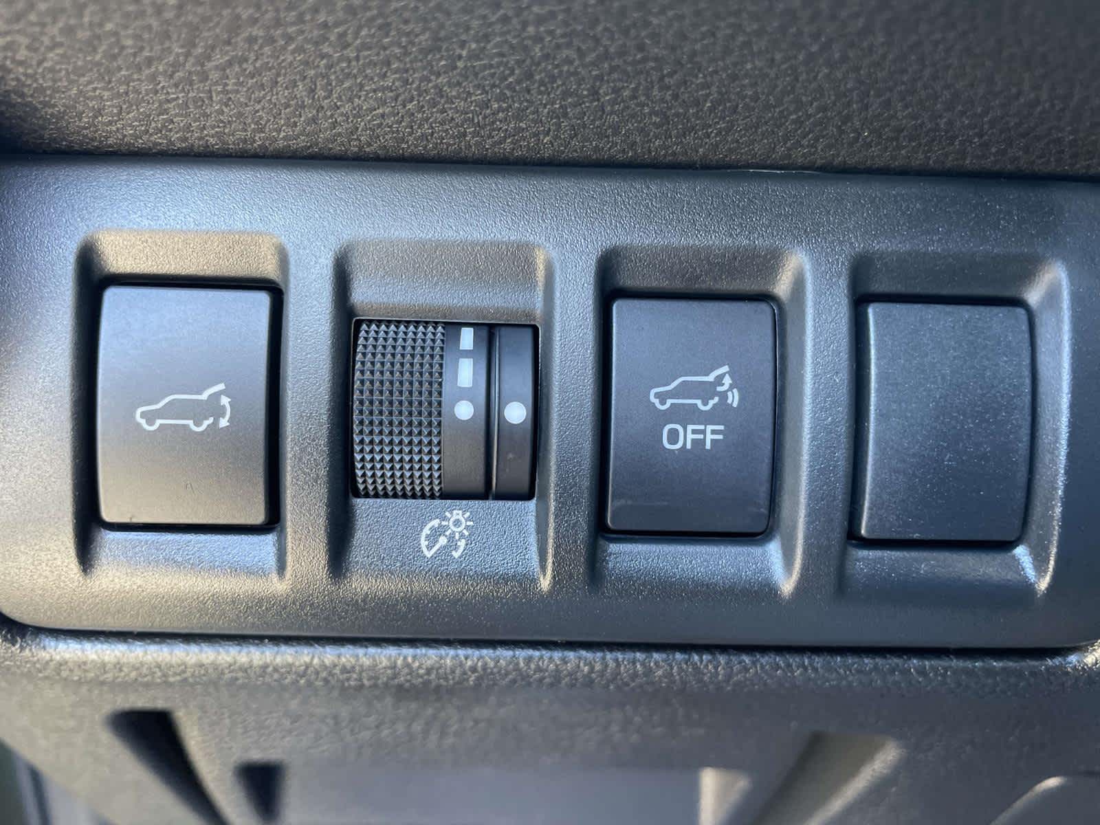 Thumbnail: 2025 Subaru Outback - 16