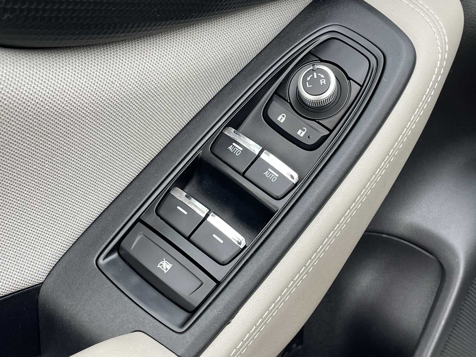 Thumbnail: 2019 Subaru Forester - 13