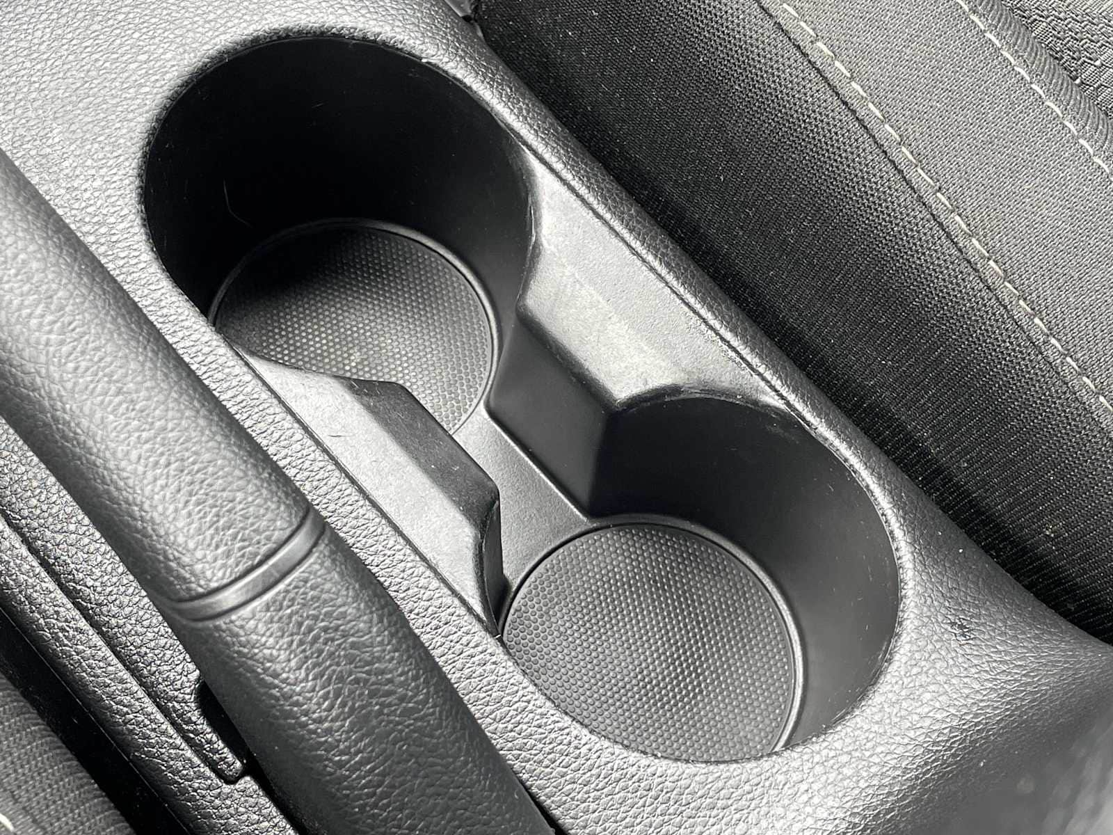 Thumbnail: 2023 Kia Rio - 22