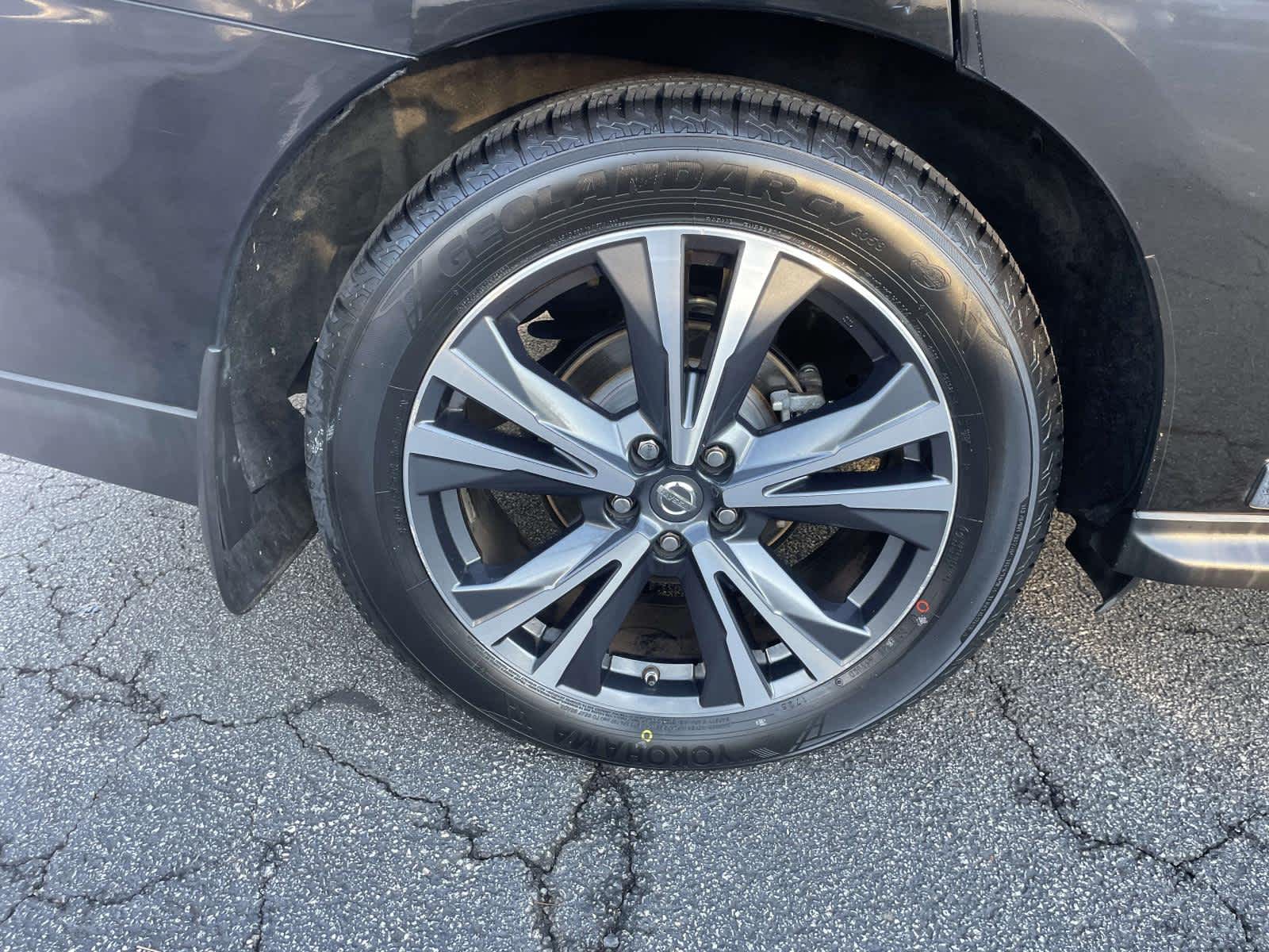 Thumbnail: 2018 Nissan Pathfinder - 10