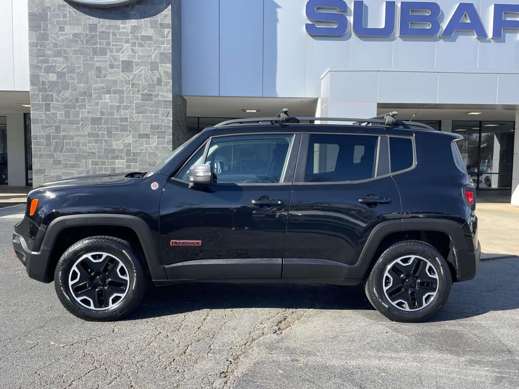 Used 2016 Jeep Renegade Trailhawk SUV