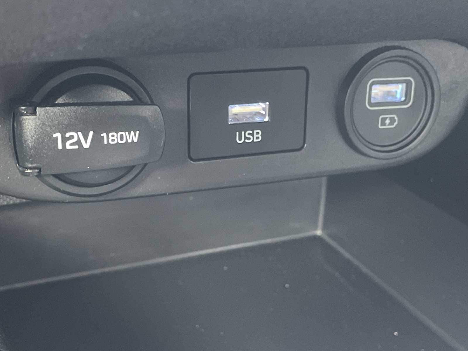 Thumbnail: 2022 Hyundai Elantra - 21