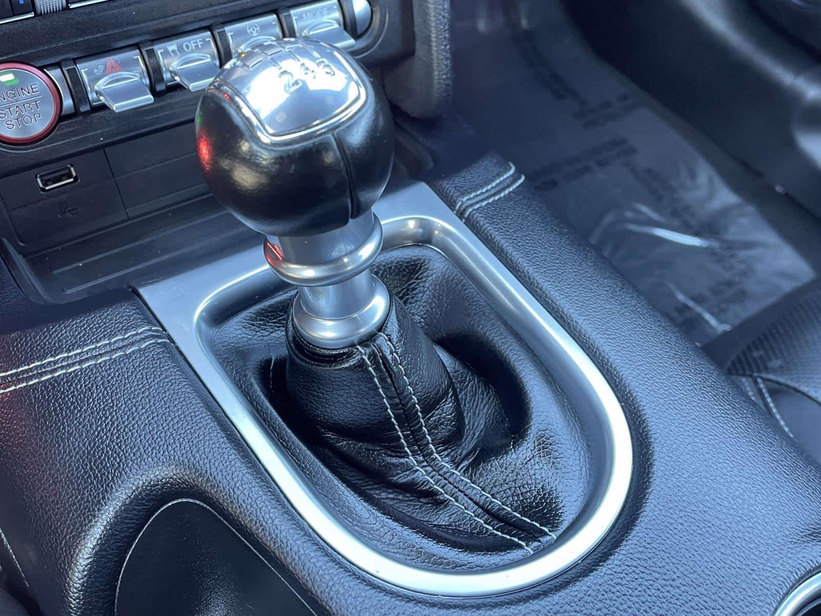 Thumbnail: 2022 Ford Mustang - 28