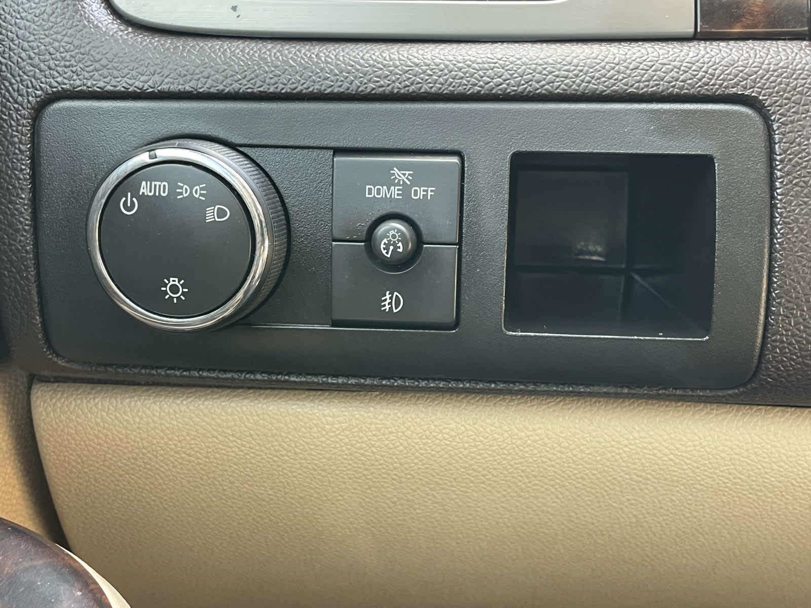 Thumbnail: 2013 GMC Yukon XL - 17