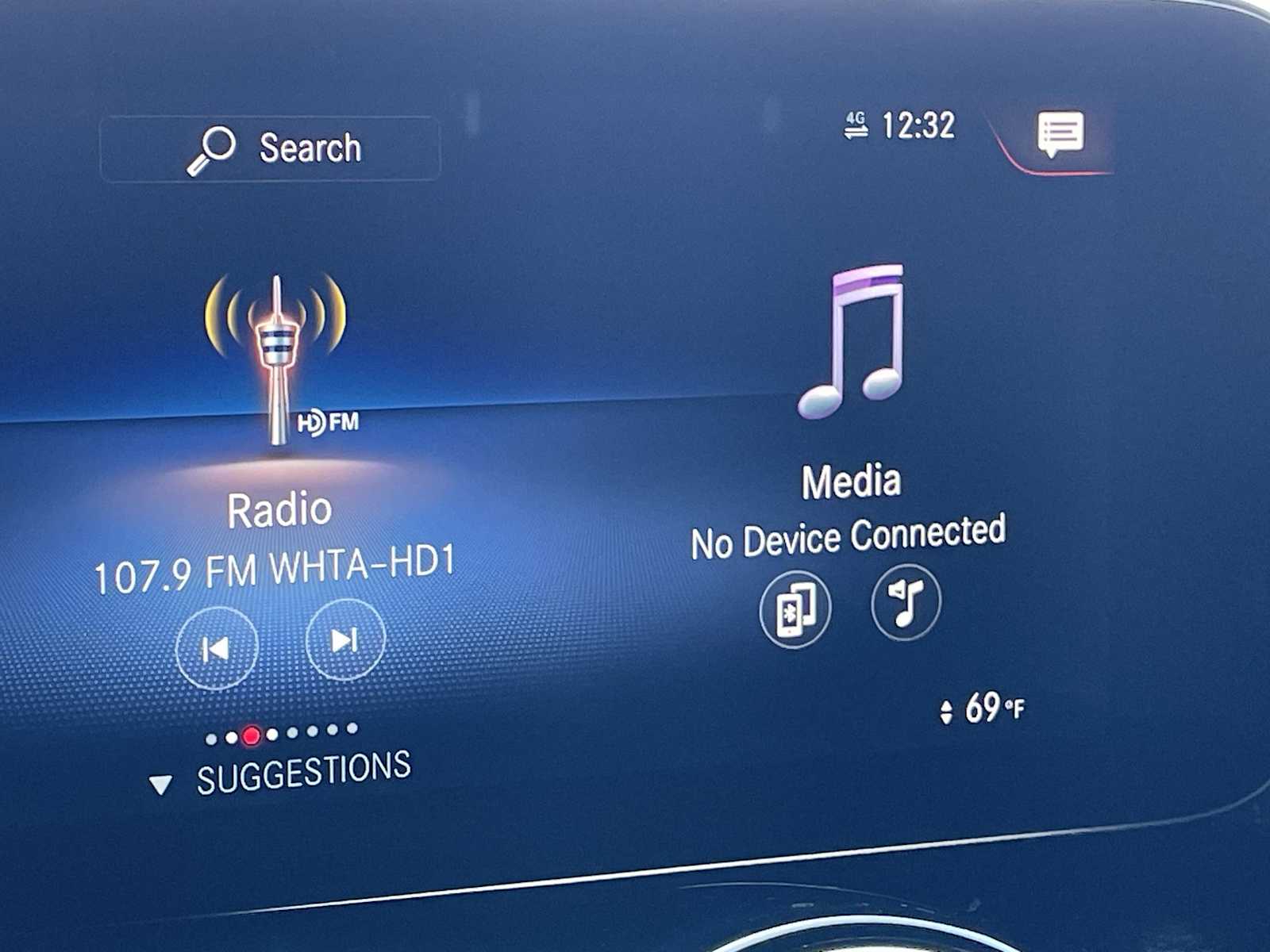 Thumbnail: 2023 Mercedes-Benz EQB - 19