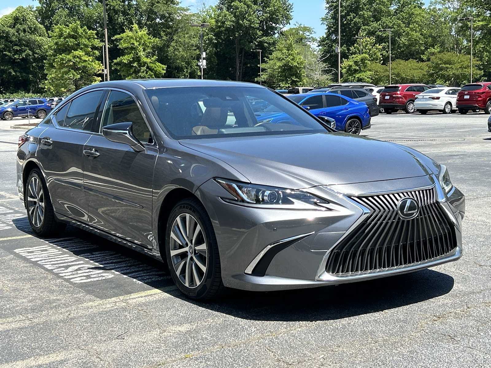 Thumbnail: 2020 Lexus ES - 5